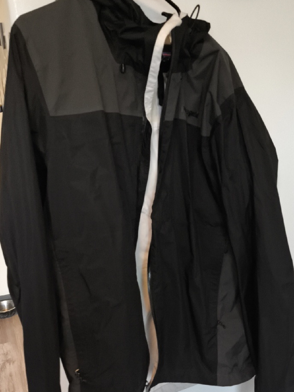 Patagonia Men's Black and Dark Gray Hooded Rain Jacket